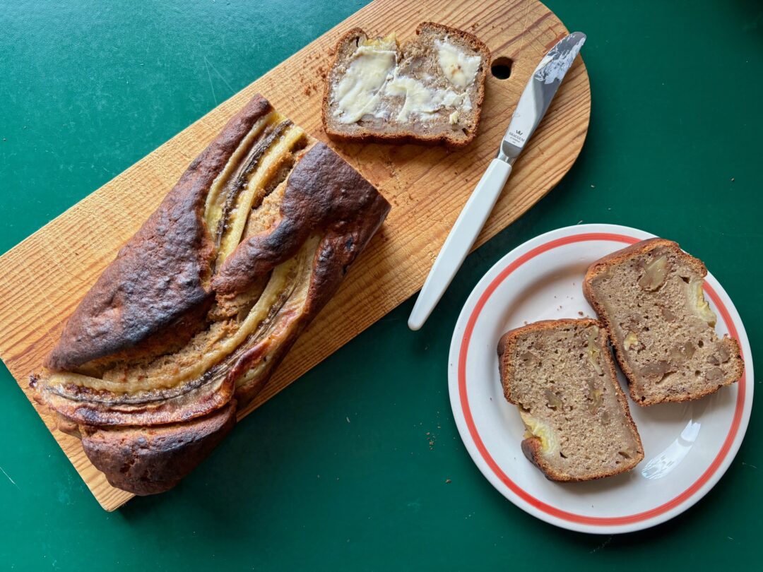 Bananbröd med valnötter