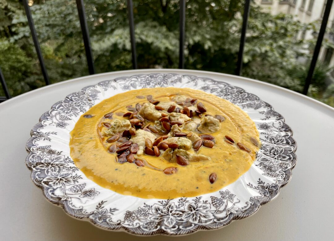 Squash- och pumpasoppa med äpple