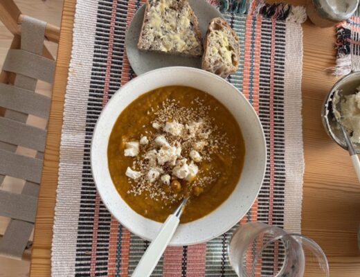 Linssoppa med paprika