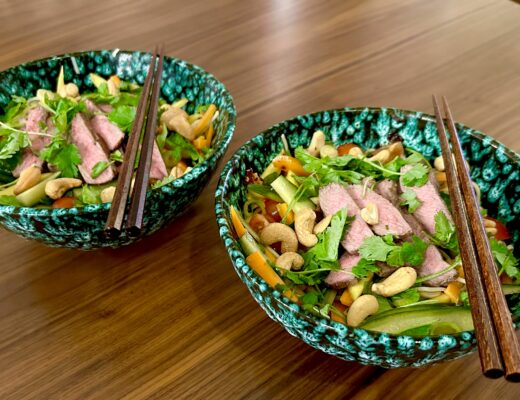 Thailändsk biffsallad